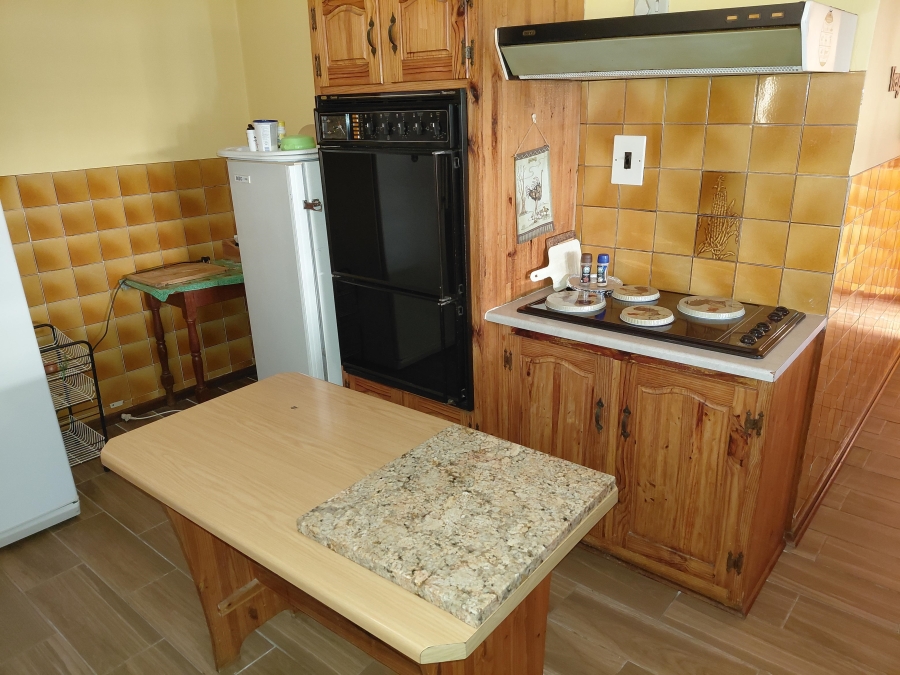 4 Bedroom Property for Sale in Despatch Central Eastern Cape